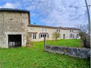 propriete à la vente -   16350  CHASSIECQ, surface 171 m2 vente propriete - UBI484042232